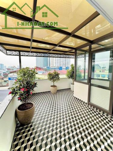 MẶT PHỐ XUÂN THỦY - 72M x 7T THANG MÁY - MT 5.1M - MẶT PHỐ BỀ THẾ - VỪA Ở VỪA CÓ DÒNG TIỀN - 2