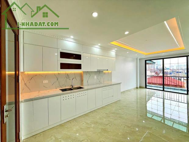 CẦU GIẤY - 43M x 6T THANG MÁY - MT 4M - GARA - Ô TÔ ĐỖ 24/24