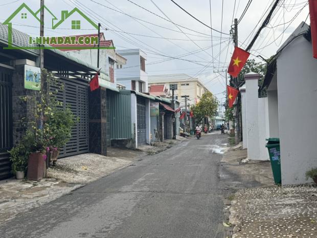BÁN LÔ ĐẤT BIỆT THỰ GẦN 1.000m2 GẦN TRƯỜNG CẤP 2 P. TRẢNG DÀI chỉ 8 tỷ - 1