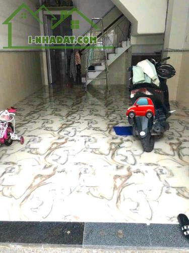 HOÀ BÌNH - Ô TÔ QUAY ĐẦU - DÒNG TIỀN NHỈNH 20 triệu - GIÁP QUẬN 11 NGAY ĐẦM SEN. - 4