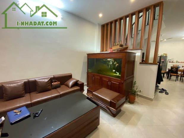 NHÀ ĐẸP -4 NGỦ -3WC- GẦN OTO-NGUYỄN LƯƠNG BẰNG -TRUNG TÂM QUẬN ĐỐNG ĐA - 2