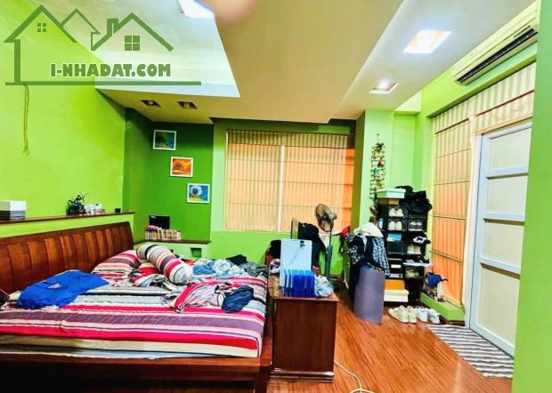 Bán nhà phố Điện Biên Phủ, Ba Đình 65m2, 5 tầng, Mặt tiền 6.8m lô góc Gara ô tô chỉ 23 tỷ