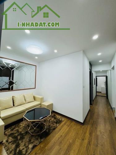 BÁN NHÀ PHOOA 8/3 HAI BÀ TRƯNG - 70 M2-5 T - 3 NGỦ - 3,2 TỶ ĐỐNG GIÁ TỐT - 3