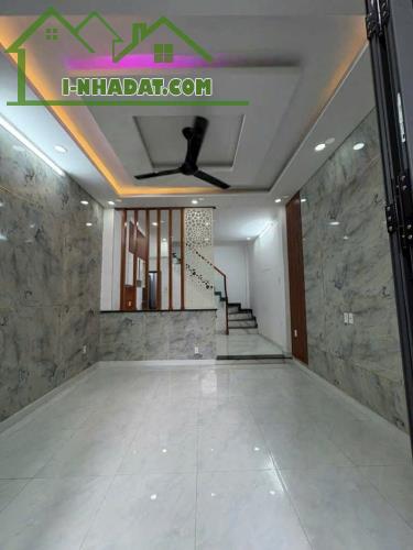 BÁN NHÀ 1/ BÌNH TÂN SÁT MẶT TIỀN GÒ XOÀI - 3 TẦNG - ĐƯỜNG NHỰA 6M THÔNG - 40M2 CHỈ 4.2 TỶ - 1