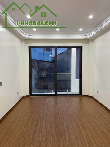 Cần Bán Nhà 44m2 Tại Nguyễn Văn Cừ Long Biên  Mặt Tiền Đẹp Vị Trí Đỉnh | 9,8 Tỷ - 4