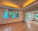 MẶT HỒ-ÔTÔ TRÁNH-LÔ GÓC 3 THOÁNG-64M 15xTỶ-NGỌC LÂM LONG BIÊN-KINH DOANH CỰC ĐỈNH