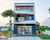Nhà 2 tầng sổ riêng gần chợ đêm Hòa Lân