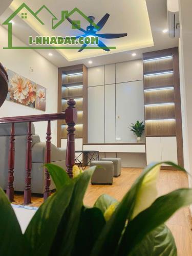 Nguyễn Lương Bằng,Đống Đa,cách mặt phố vài bước chân, dt 33m2, mt 3.1m