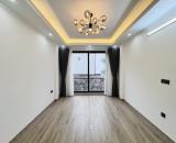 Hiếm! Nhà cực đẹp 35m2x5T vuông vắn. Ngõ rộng thoáng, trung tâm phố Trung Kính, Yên Hòa.