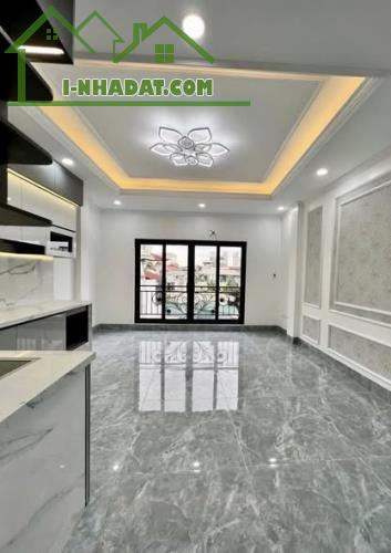CĂN DUY NHẤT CÒN SÓT LẠI  NGUYỄN VĂN CỪ - LONG BIÊN. - 3