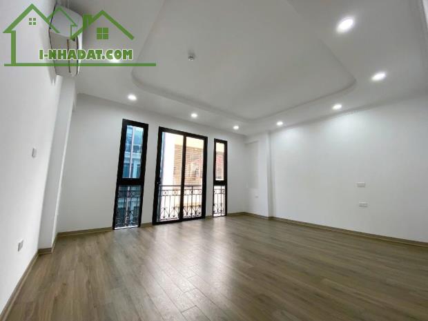 (Tin thật 100%) Bán nhà 2 mặt tiền 80m2 x 7T tại Trần Vỹ - Phân lô ô tô tránh - Nhà ở kết - 3