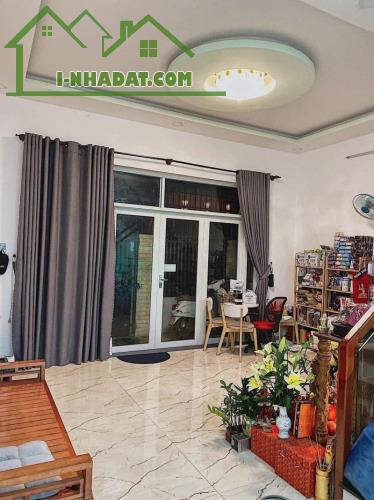# Nhà Kiệt 3m Hoàng Diệu, 66m2, ngang 5.4m, 3 tầng kinh doanh, 4.2 tỷ - 2