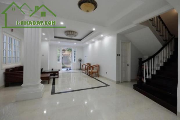 BIỆT THỰ QUẢNG AN TÂY HỒ - KHU VỰC  NGƯỜI NƯỚC NGOÀI SINH SỐNG - DÂN TRÍ CAO - 1