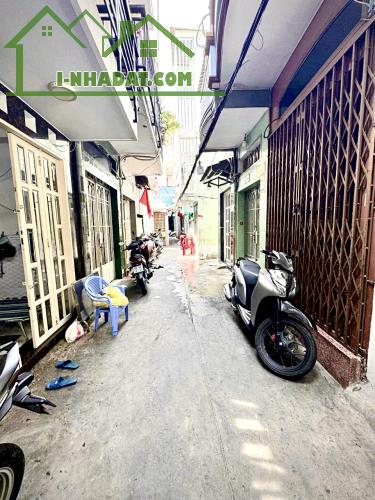 Bán nhà nhỏ ngay Thành Mỹ P8 Tân Bình DTSD 45m 3 tầng 2PN nhỉnh 1.6 tỷ