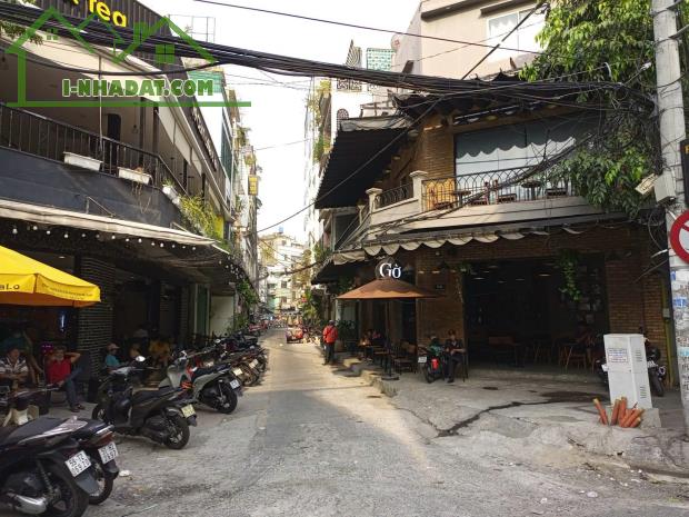 Bân nhà gốc 2 mặt tiền Trần Tuấn Khải Quận 5 vi trí đẹp ngay chợ Hòa Bình nhỉnh 23 tỷ - 1