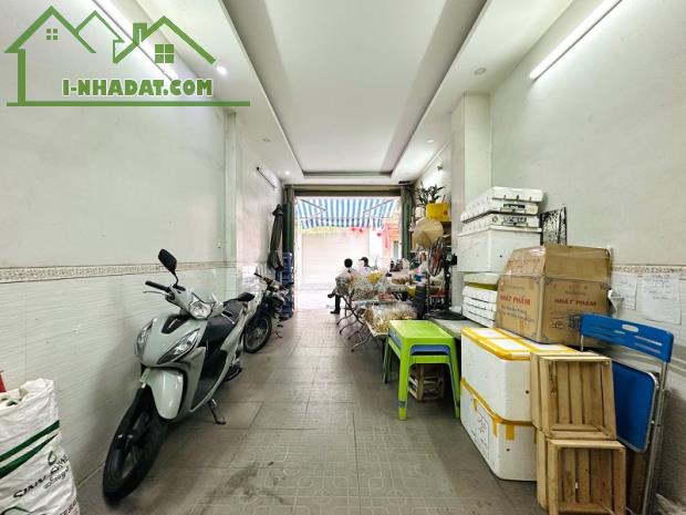 Bán nhà HXH KD Nguyễn Thái Bình, P12, Tân Bình, 90m2, 4 tầng. 10 phòng, Chỉ 12,x tỷ