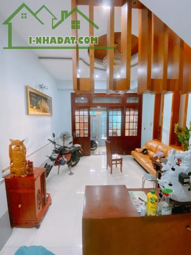 BÁN NHÀ ÂU DƯƠNG LÂN, Q.8, 4 TẦNG (4.6x14m) – HẺM XE HƠI- NHỈNH 8 TỶ
