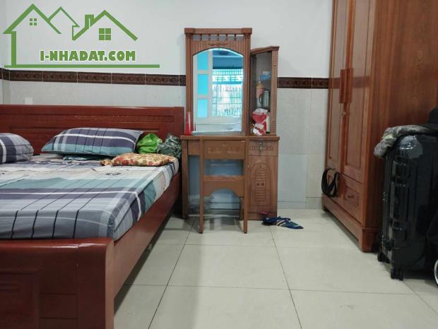Bán nhà mặt tiền đường Đình An Tài P7 Q8, căn góc 7m × 12m, 4PN xe hơi vào nhà dưới 6Tỷ TL - 4