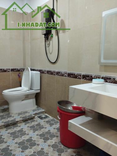 Bán nhà mặt tiền đường Đình An Tài P7 Q8, căn góc 7m × 12m, 4PN xe hơi vào nhà dưới 6Tỷ TL - 5