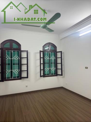 Bán nhà liền kề KĐT Định công – 118m2 x mặt tiền 6,6m – giá 33 tỷ - 3