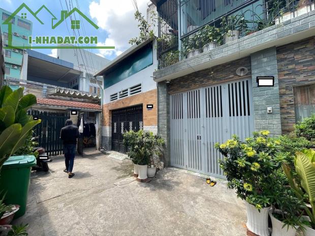 Bán Nhà 75m² Hẻm xe hơi Đô Đốc Chấn, 4PN, Tân Phú, 5.3 tỷ