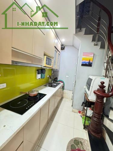 CÓ 102, HƠN 7 TỶ SỞ HỮU NHÀ TRUNG TÂM PHỐ NGUYỄN VĂN CỪ 35M, 5T, MT3.5M, Ô TÔ THÔNG. - 2