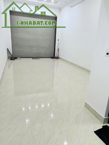 Mặt ngõ kinh doanh - 6 tầng thang máy - vài  bước ra đường Cầu Giấy - 2