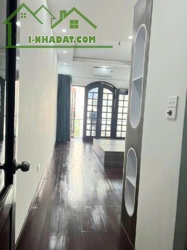 Mặt ngõ kinh doanh - 6 tầng thang máy - vài  bước ra đường Cầu Giấy - 4