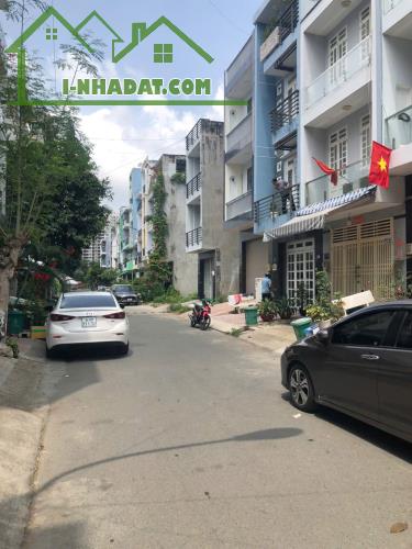 SIÊU PHẨM CHDV THOẠI NGỌC HẦU TÂN PHÚ 6PN ĐƯỜNG NHỰA 6M THU NHẬP 20TR/THÁNG HƠN 8 TỶ