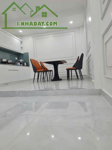 Lê Văn Quới gần 4 xã giápTân Phú hẻm 5m thông xe hơi vào nhà 60m2 -4 Tầng Nhỉnh 5ty - 1