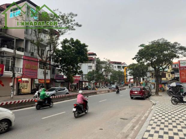 BÁN NHÀ MẶT PHỐ LẠC LONG QUÂN - CÁCH HỒ TÂY 150M - NỞ HẬU - VỈA HÈ RỘNG - KINH DOANH ĐỈNH.
