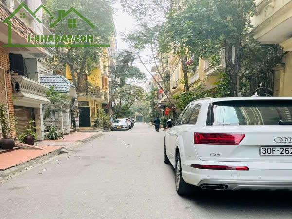 BÁN NHÀ PHỐ HUỲNH THÚC KHÁNG - 68M² x 5 TẦNG - PHÂN LÔ Ô TÔ TRÁNH - KINH DOANH - GIÁ 25,9