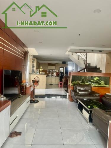 NHÀ BÌNH QUỚI 2 MẶT TIỀN - HẺM XE TẢI TRÁNH - DT 100m2 (5 x 20) - GIÁ 10.6T