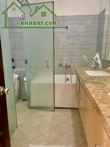 NHÀ BÌNH QUỚI 2 MẶT TIỀN - HẺM XE TẢI TRÁNH - DT 100m2 (5 x 20) - GIÁ 10.6T - 3