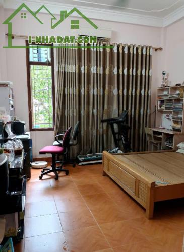 CHÍNH CHỦ CHO THUÊ NHÀ NGUYÊN CĂN 2.5 TẦNG TẠI XÓM MỚI HUỲNH CUNG TAM HIỆP - THANH TRÌ -