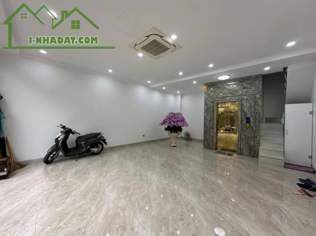 Nhà Đẹp Mặt Phố Kinh Doanh, Thọ Lão, Hai Bà Trưng 42/55m, 7 tầng, mt 5.8m, giá 32 tỷ.