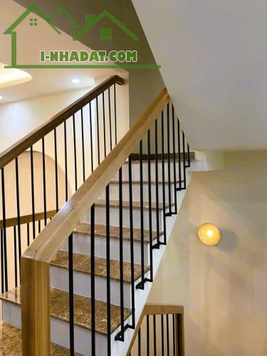 TÂN PHÚ, P. TÂN SƠN NHÌ – 5 TẦNG – 57M2 – MỚI ĐẸP – HẺM XE HƠI – CHỈ 6,X - 4