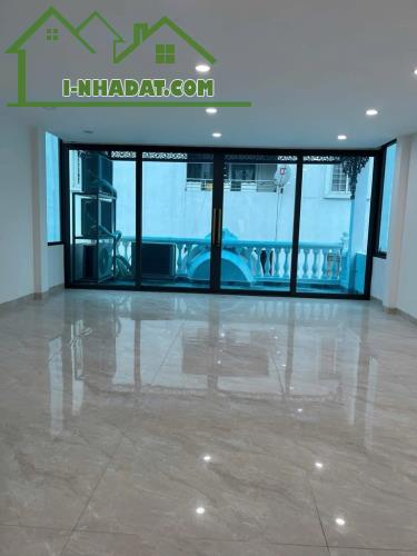 (Tin thật 100%) Bán tòa VP kết hợp CHDV 80m2 x 9T tại phố Đê La Thành - Kim Mã - Phân lô - 2