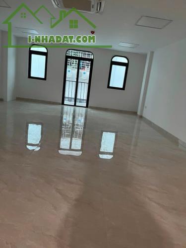 (Tin thật 100%) Bán tòa VP kết hợp CHDV 80m2 x 9T tại phố Đê La Thành - Kim Mã - Phân lô - 3