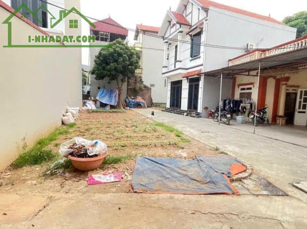 Bán 58m đất Lô góc full thổ cư Xã Tráng Việt,mặt tiền: 5.4m,ô tô đỗ cửa. - 1