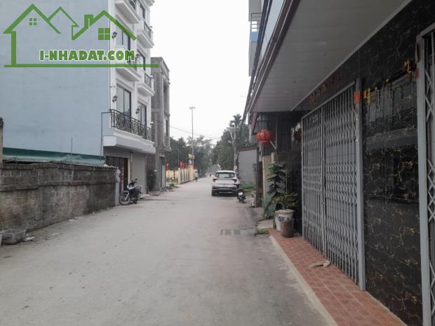 NHÀ BIÊN GIANG ÔTÔ ĐỖ CỬA GẦN ĐƯỜNG 6 NHỈNH 3TỶ - 3