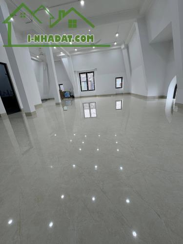 Bán tòa văn phòng mặt phố Trường Chinh, 80m2, 8 tầng, giá 40 tỷ, mới đẹp, kinh doanh đỉnh - 1