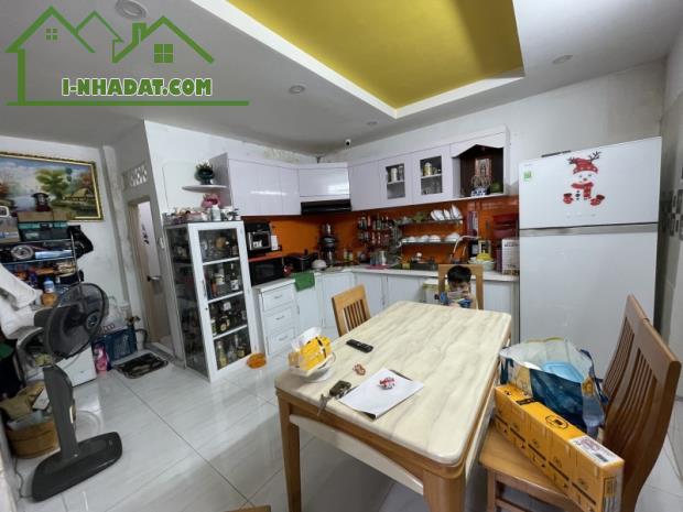 Bán Nhà Tân Bình, Phường 1, Sát Mặt Tiền Hẻm Xe Tải, 57m2, 2 Tầng, giá chi 6 tỷ 050 tl - 4