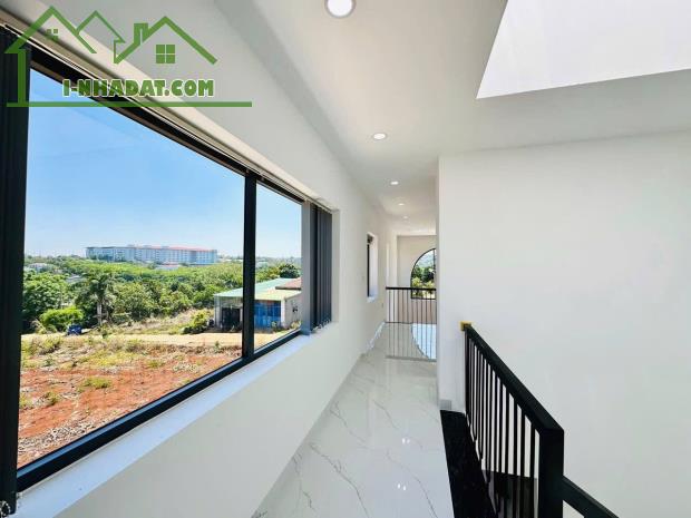 Nhà 2tầng góc 2 mt phong cách hiện đại phường EaTam DT 5.5×28m - 4