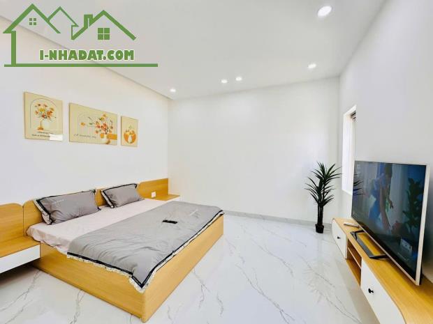 Nhà 2tầng góc 2 mt phong cách hiện đại phường EaTam DT 5.5×28m - 5