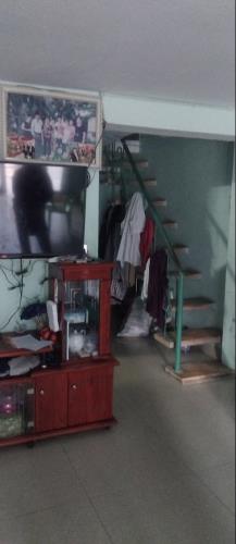 Dãy trọ 2 tầng diện tích khủng 335m . Ngang 6m2 . Mặt tiền đường Phan Bá phiến . - 1