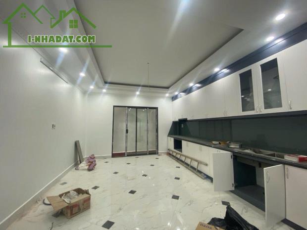 BÁN NHÀ MỚI GIẢI PHÓNG - THANG MÁY - Ô TÔ TRÁNH – BAY NHANH – 77M2 – 16 TỶ - 2