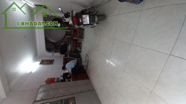 Ô TÔ TRÁNH - KINH DOANH ĐỈNH - 20M RA PHỐ GIẢI PHÓNG - 76M² - GIÁ CHỈ 13.5 TỶ - 2