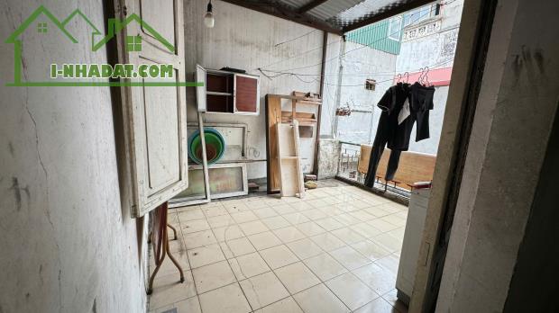 Cho thuê nhà nguyên căn ngõ 15 Phố Lê Đại Hành 3 tầng x 40m2, 3 ngủ chỉ 7.3 Triệu - 4