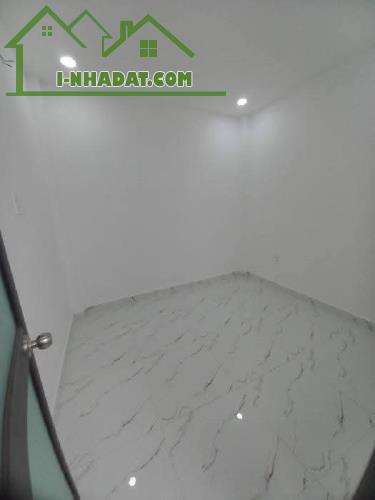 Bán nhà 3,3x10 đúc 3 lầu cách mặt tiền đường Tú Mỡ 3 căn - 2